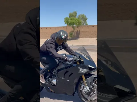 Ducati V4R