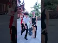 Download Lagu The beauty deliberately threw her bag on the ground to seduce the handsome guy