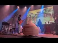 Clairo - Zinneas North Harbor Softly Blouse Paris 2022