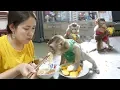 Lagu Wow Dodo Mori Enjoy Tasty Noodles For Lunch With Mom