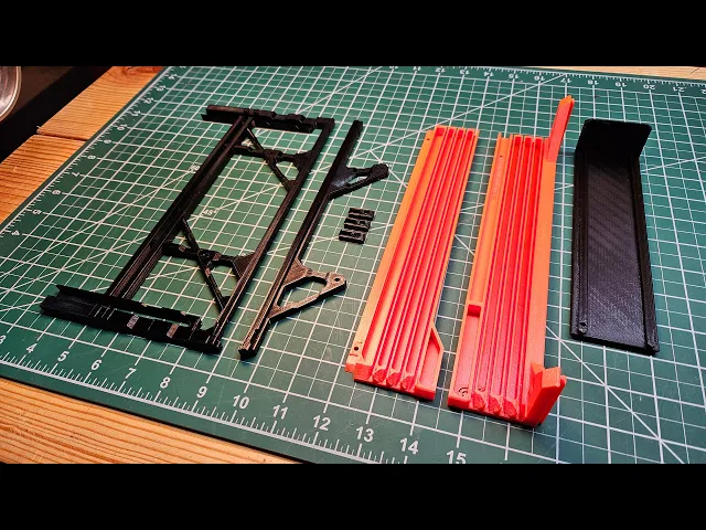 GEN2 Adjustable Steel Sheet Holder - Large video thumbnail