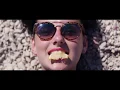 Download Lagu Hak op de Tak \u0026 Barry Fest - Vamos A La Playa (Official Videoclip)