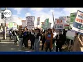 More than 31 000 nurses health care workers strike at Kaiser Permanente