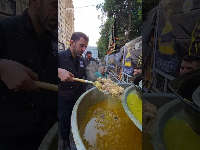 ⁣عطاء كاظمي جوادي مستمر في خدمة الزائرين موكب العتبة الكاظمية المقدسة في خدمة ساداتهم وبخدمة زوارهم