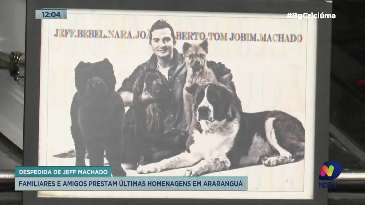 Familiares e amigos se despedem de Jeff Machado em Araranguá