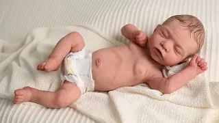 Dainty Preemie Silicone Reborn Boy Kian #reborn #rebornbaby #siliconebaby #premature