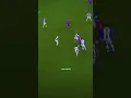 Download Lagu skill gila Messi melewati 8 pemain