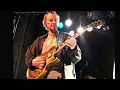 Download Lagu Snowy White and Friends - Slabo Day (2012) / official live video