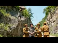 高手山頂推巨石，精準砸死日軍軍隊，救下被押解美女    ⚔️  抗日  MMA | Kung Fu