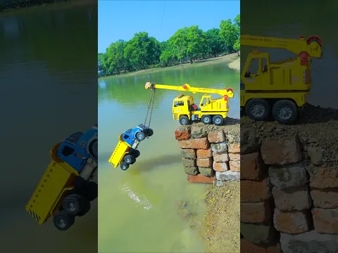 Mack Dump Truck Accident brick bridge Biggest River Pulling Out Powerful Crane ? CS Toy