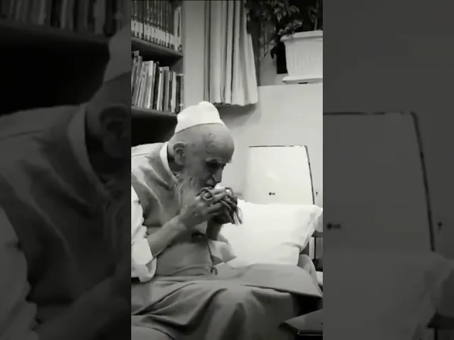 ⁣حب الشيخ #الصافي  لتربة كربلاء | الفقيد المرجع الديني الشيخ لطف الله الصافي الگلبايگاني رحمه الله