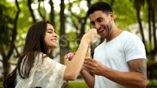 معلشي اصلي مدلعه للفنان العظيم تامر عاشور و متنسوش الاشتراك في القناه بتاعتي يا اجمل ناس 