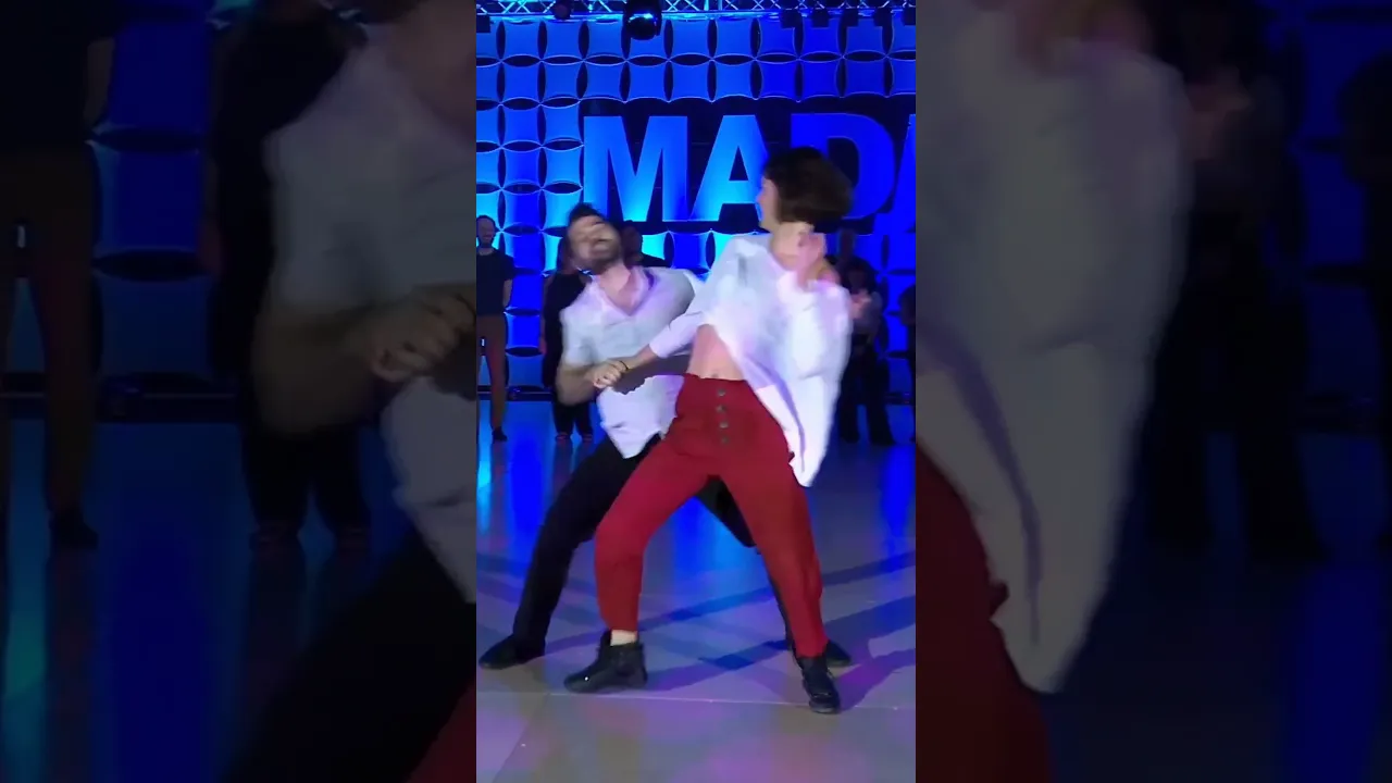 #improv #westcoastswing #dance by ‪@benmorrisdance‬ ‪@EmelineRochefeuille‬