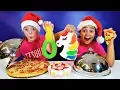 Download Lagu REAL FOOD VS GUMMY FOOD CHALLENGE!! Christmas Edition
