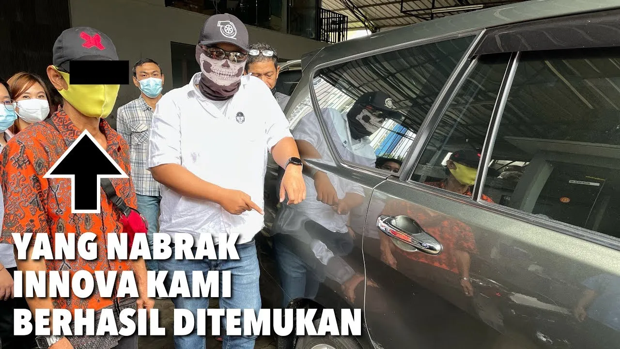 Lem besi banyak merk dan macamnya namun divideo kali ini saya menggunakan dua contoh lem besi yang b. 