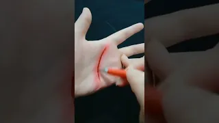 رسم خدعة الجرح على اليد 