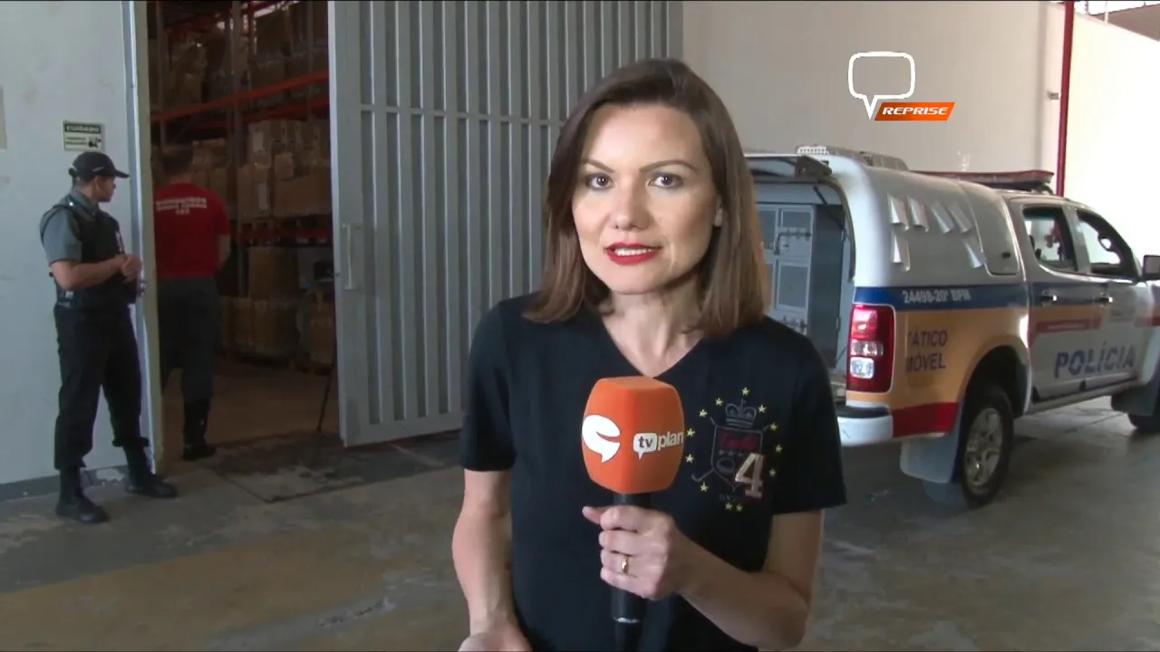 O que acontece com os produtos retidos pela Receita Federal: são guardados, destruídos, doados ou fa. 