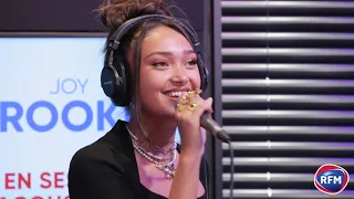 Joy Crookes Feet Don T Fail Me Now Session Acoustique RFM 