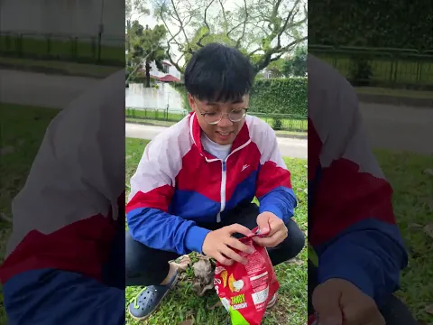 The FASTEST way to EAT BISCUITS! #shorts #mingweirocks