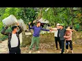 Download Lagu CEO TUAN's assistant promptly appeared to save the girl from the trafficker.