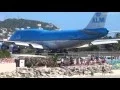 Lagu KLM 747 Extreme Jet Blast blowing People away at Maho Beach, St. Maarten - 2014-01-14