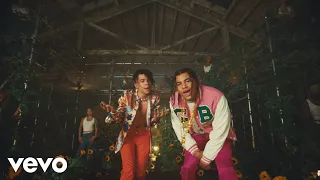 24kGoldn Mood Official Video Ft Iann Dior 