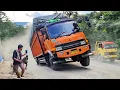 Download Lagu BERLARI MENGHINDAR..!! Kejadian Truk Habis Tenaga, Mundur Di Tanjakan