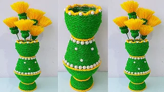 Plastic bottle vase Craft idea/Diy new Design bottle flower vase/Wool se Guldasta banane ki vidhi