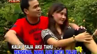 Download Caca Handika   Undangan Palsu   Karaoke No Vocal Version MP3