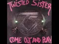 Twisted Sister - Out on the Streets.wmv