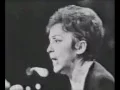 Download Lagu Edith Piaf - Non, je ne regrette rien - lyrics - paroles