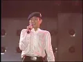Lagu Andy Lau - Nan Ren Ku Ba Bu Shi Zhui.MP4.Live.2004.Vision Tour