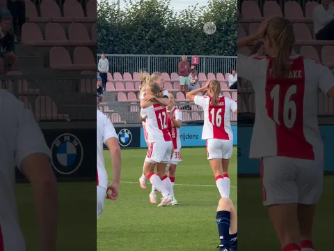 Last minute goal in Amsterdam 🤯