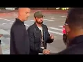 Download Lagu Eminem Surprises Fans in Detroit with Impromptu Signing (Detroit Downtown, October 14, 2025)