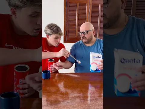 Quando NÃO conseguimos acertar o momento..              #youtubeshorts