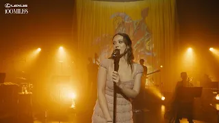 Laufey - "Blue In Green (Amazon Music Original)" – Live Performance