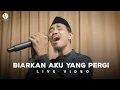 Download Lagu Valdy Nyonk Feat. Pace Kribo - Biarkan Aku Yang Pergi (Video Live)