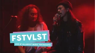 Download [hd] FSTVLST - Bulan Setan Atau Malaikat (Live at ALLABOUT MUSIC Yogyakarta, April 2017) MP3