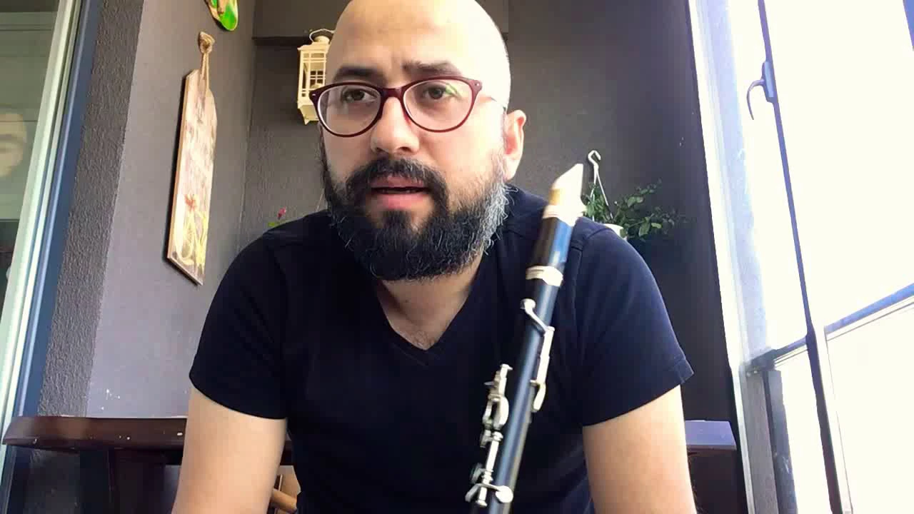 Akşam Oldu Hüzünlendim Ben Yine Yakın Çekim / Sol Klarnet İçin Akşam Oldu Hüzünlendim Ben Yine Yakın Çekim / Sol Klarnet İçin