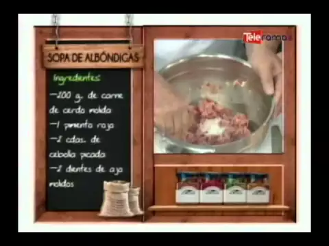 Sopa de albondigas