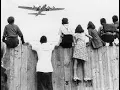 Download Lagu El puente aéreo de Berlín 1948-49 (Catalán subtitulado al castellano)