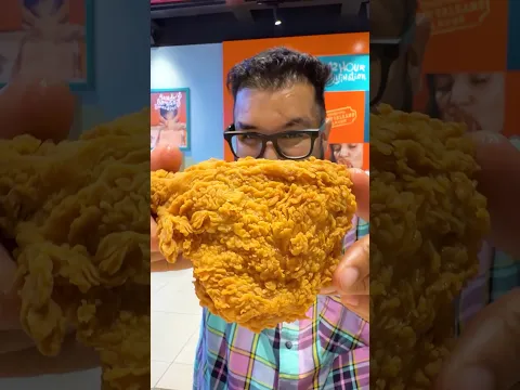 Most Heavy Chicken 🐓#shorts #ytshorts