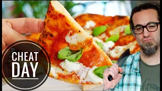 In diesem Video zeige ich euch, wie Ihr einen Pizzateig wie in Italien hinbekommt und die perfekte P. 