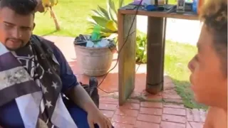 Mc Leozinho Da Zs Ajudando Mc Bezerra A Terminar Sua Música 