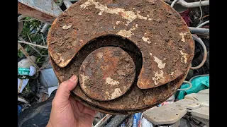 Deep Cleaning & Repairing an Old Orage Robot Vacuum cleaner