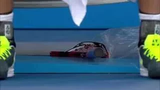 John Isner racquet destruction - Australian Open 2015