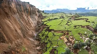 10 Mountain Collapses Caught on Camera