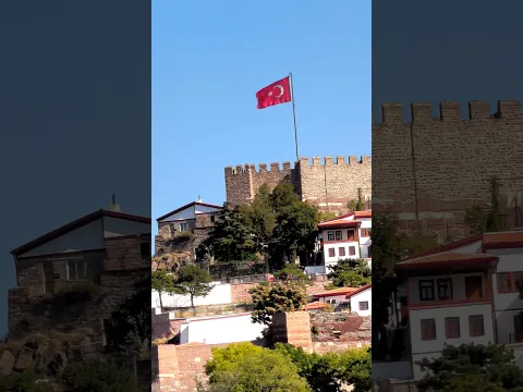 Ceddin deden, neslin baban En kahraman Türk milleti Orduların pek çok zaman Vermiştiler dünyaya şan.