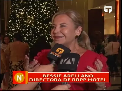 Hotel Hilton Colón Gye encendió árbol de navidad