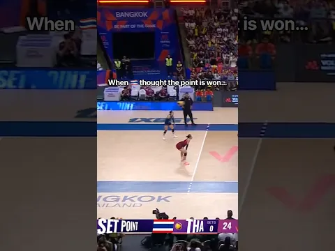 Crowd in Bangkok couldn't believe it 😳 #volleyball #volleyballworld
